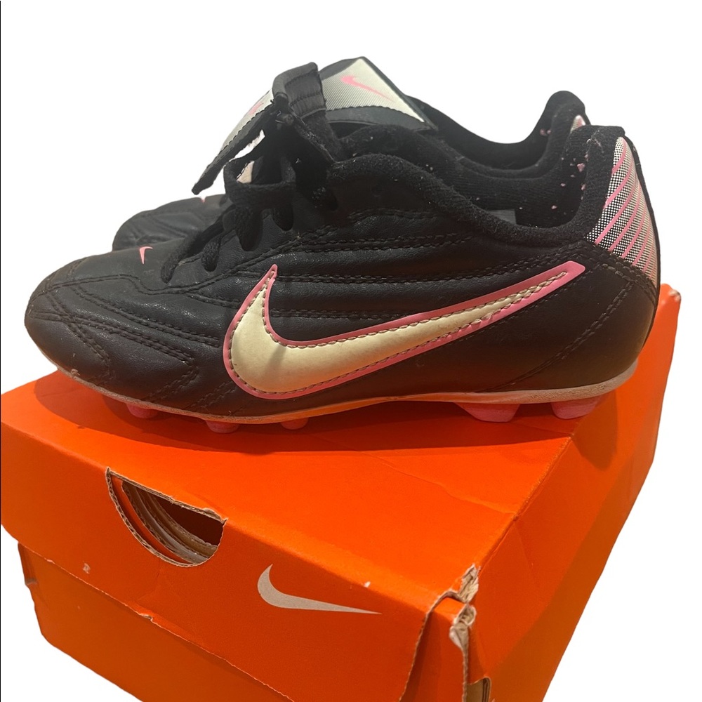NIKE Jr. Nike Premier II FG-R Soccer Cleats